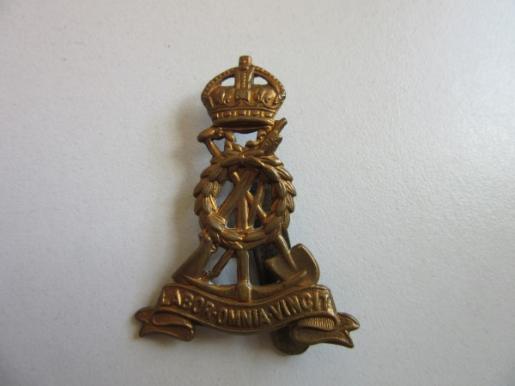 Labour Corps Cap Badge