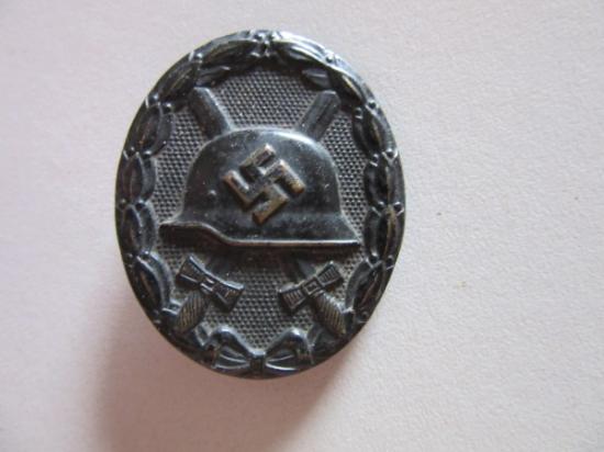 Black Wound Badge