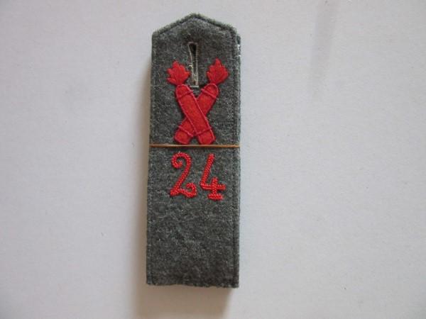 WW1 German 24th Art Rgt Pair of Straps