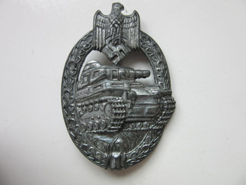 Tank Badge in Silver