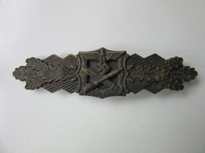 Close Combat Clasp In Bronze