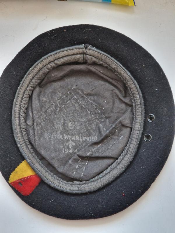 British 1944 Dated Armoured Unit Beret