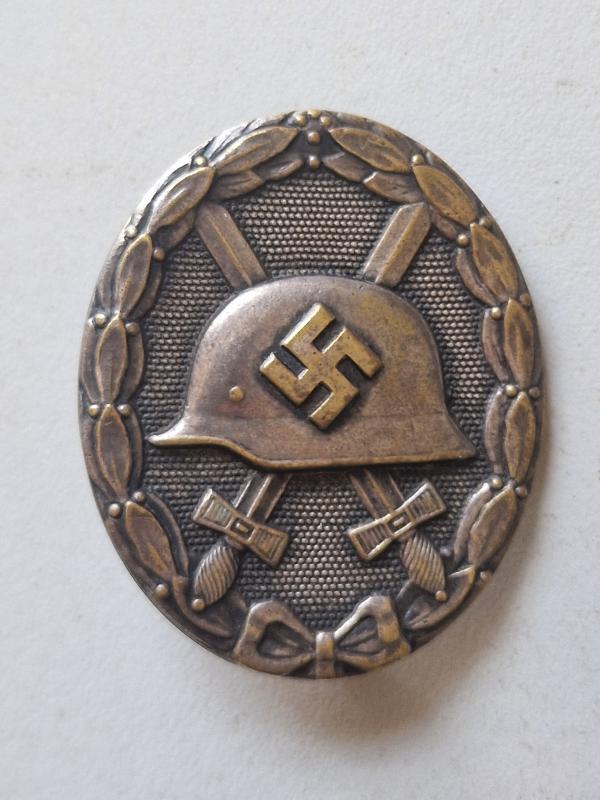 Early Silver Wound Badge