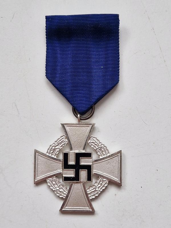 25 Year Faithful Service Cross