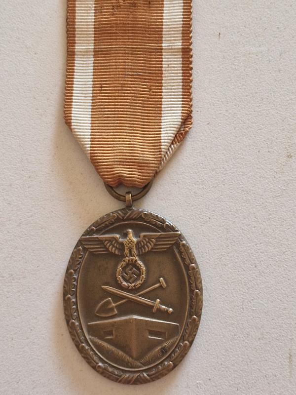 Early West Wall Medal