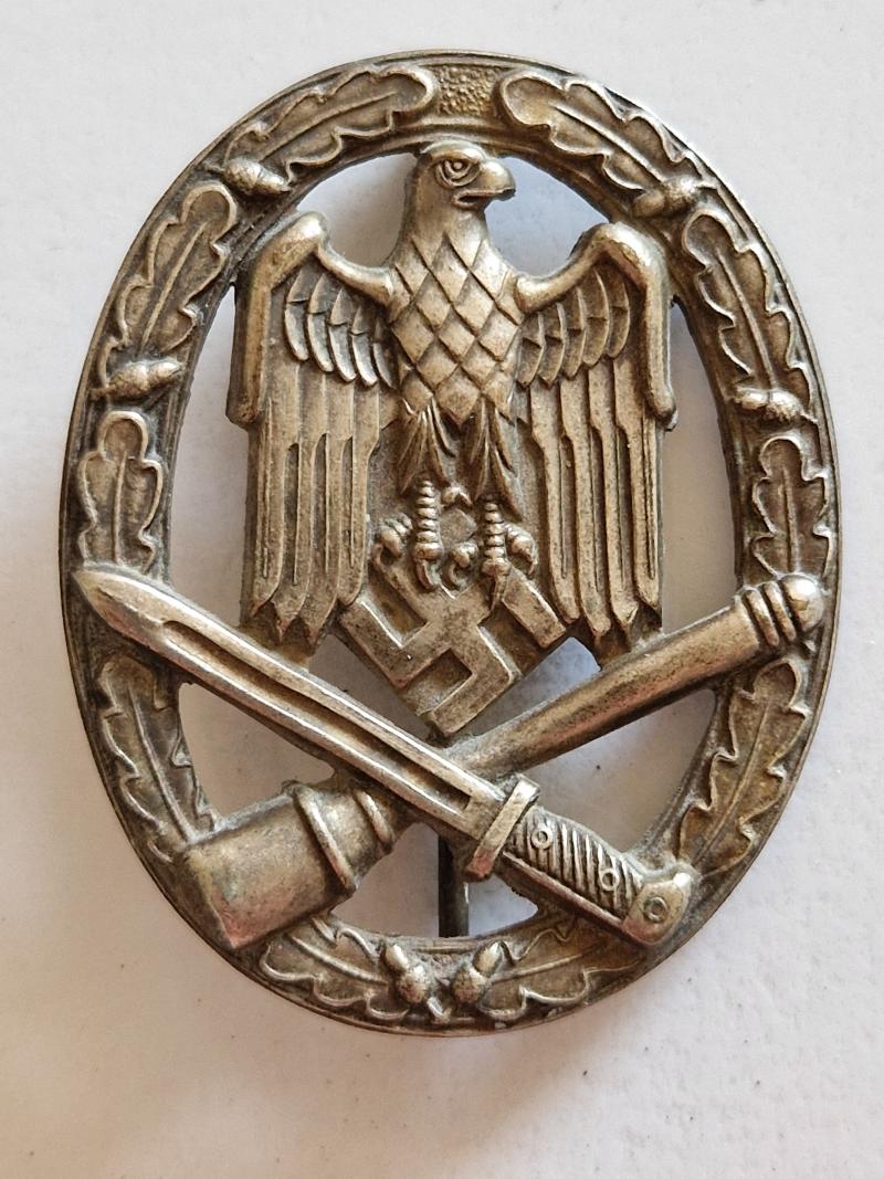 General Assault Badge.