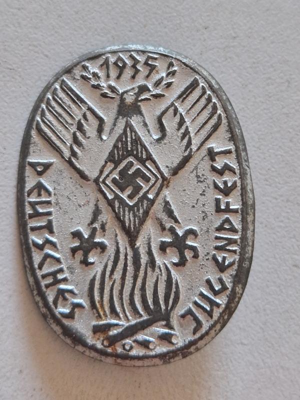 HJ Day Badge