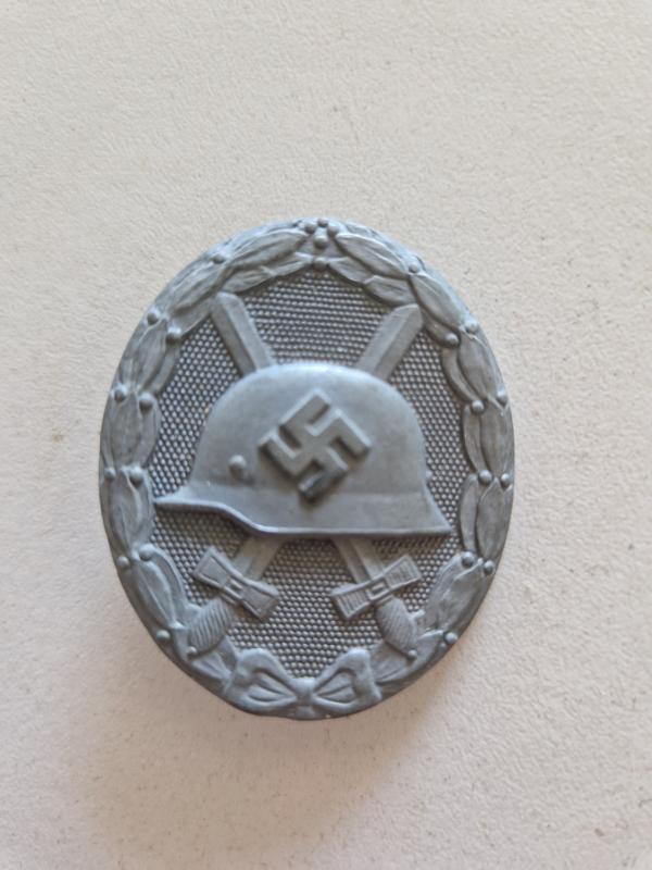 Gold Wound Badge
