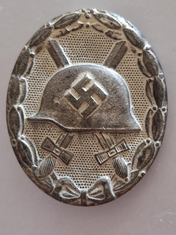 Silver Wound Badge