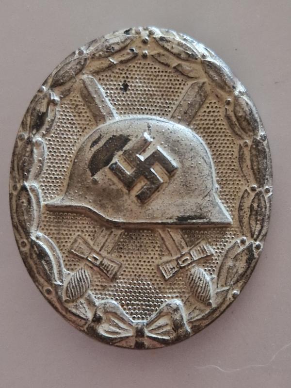 Silver Wound Badge