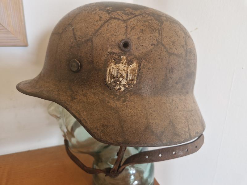 Army M40 Single Decal Combat Helmet Ex Chicken Wire Tropical Camo
