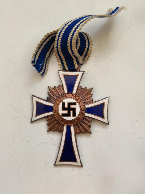 Mothers Cross in Bronze