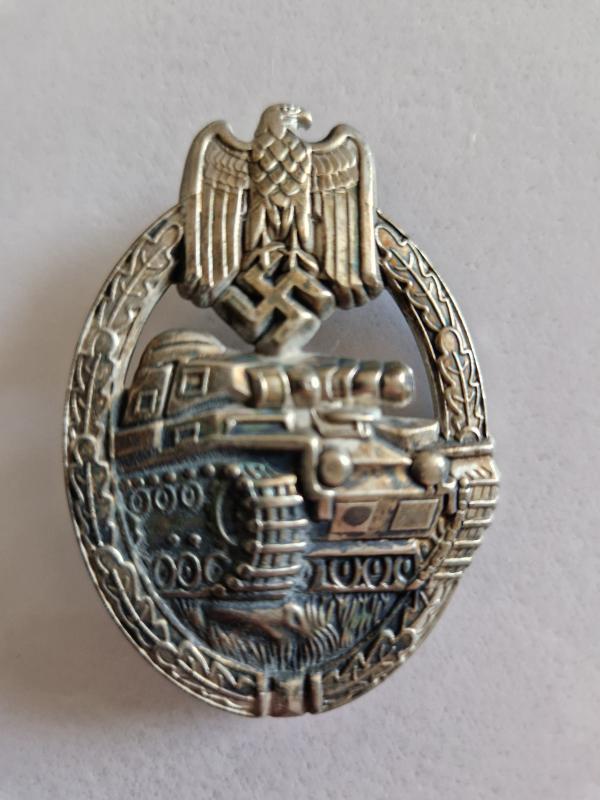 Copy Silver Tank Badge
