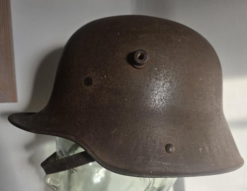 German WW2 M16 Combat Helmet