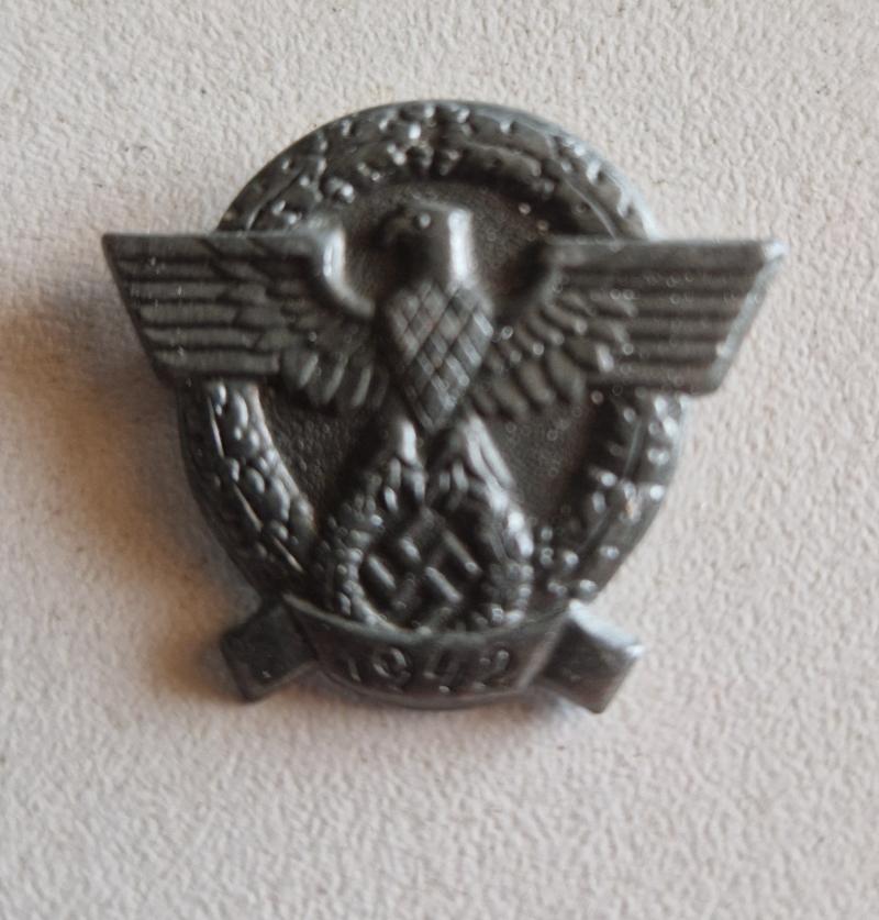 Small Police Badge 1942