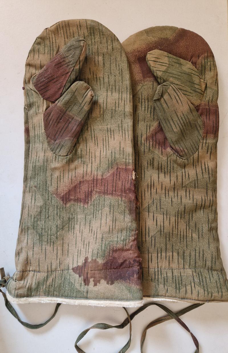 Tan Water Camo Mittens