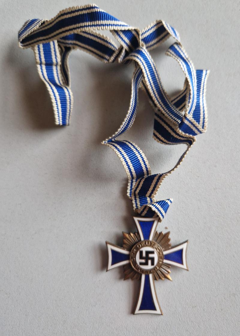 Mothers Cross in Bronze