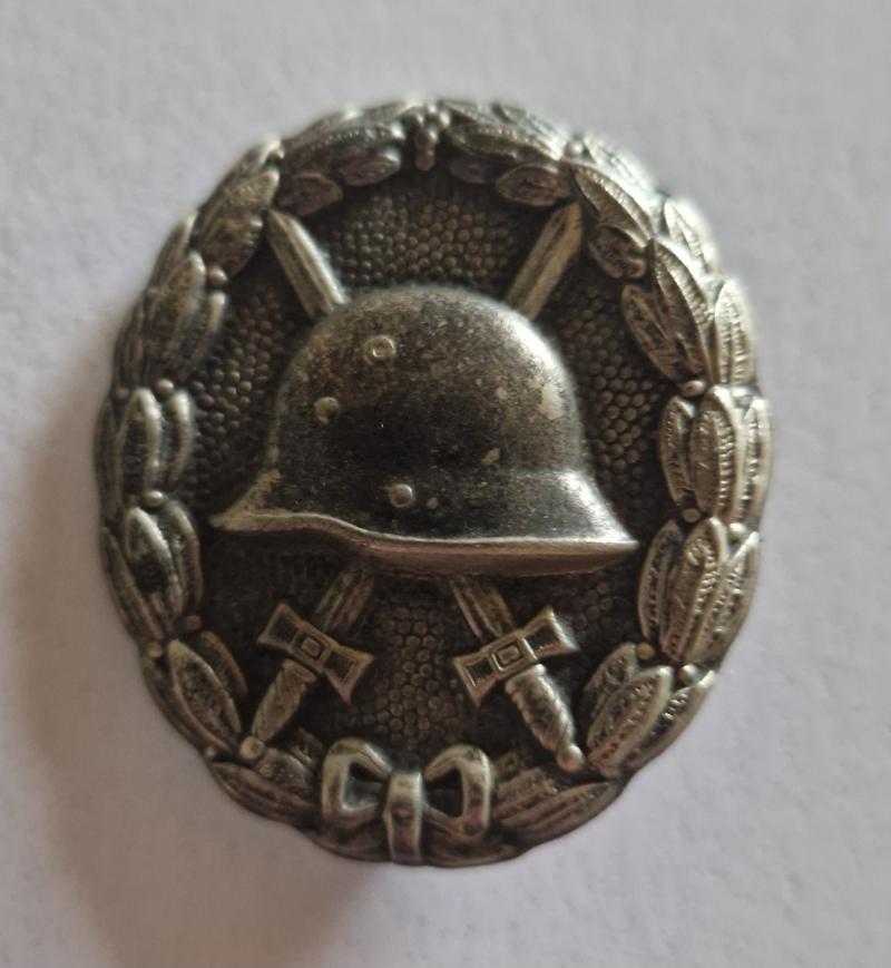 WW1 Silver Wound Badge