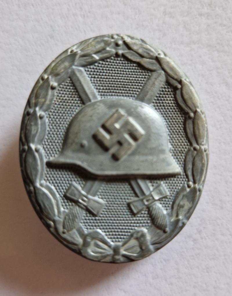 Silver Wound Badge
