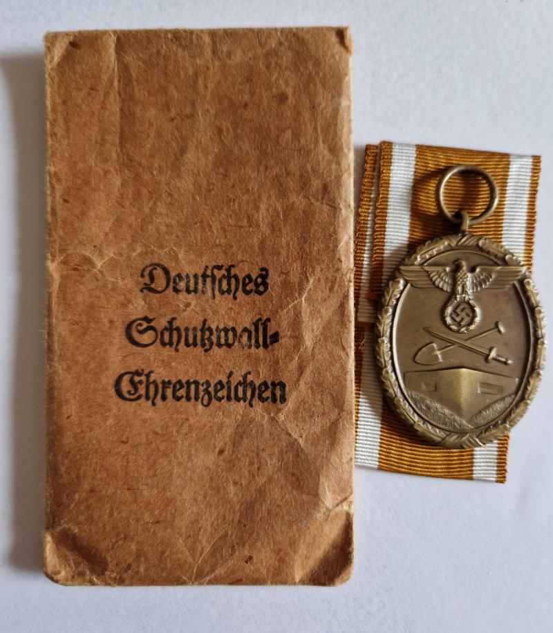 Early West Wall Medal with Issue Pack