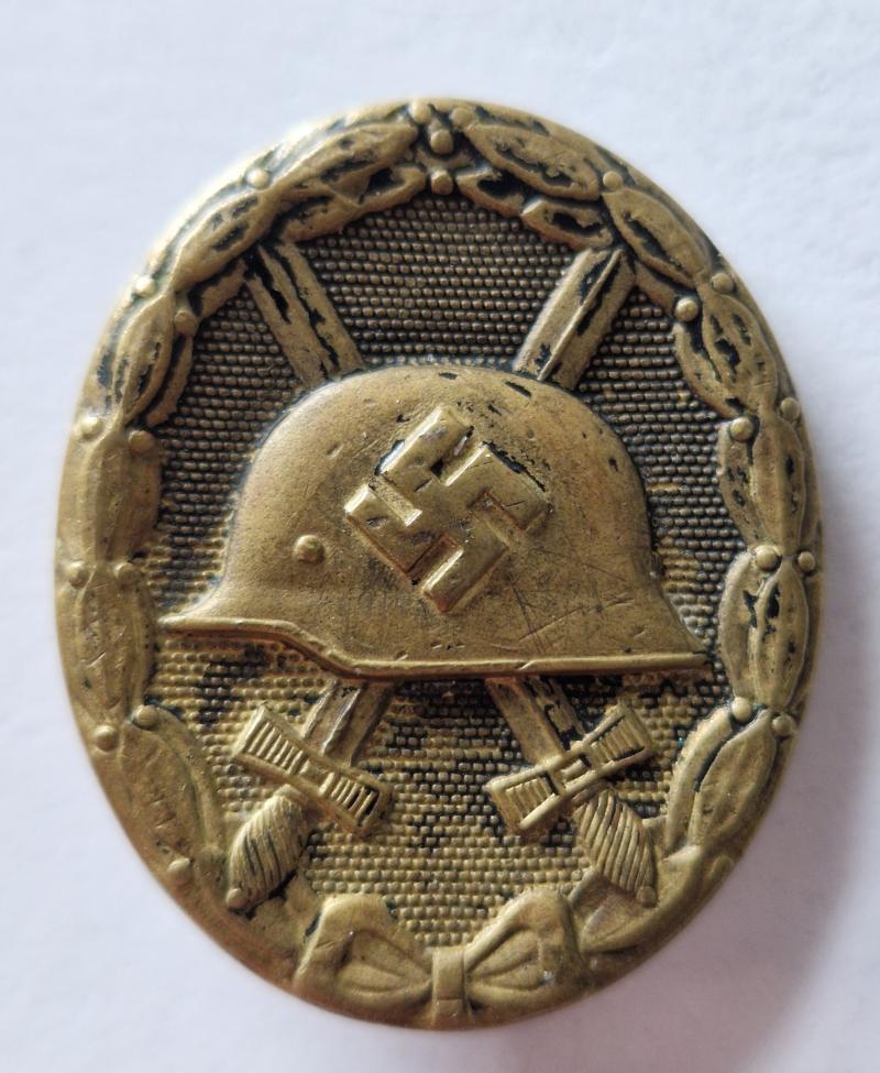Black Wound Badge