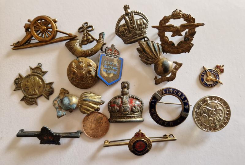 British Group of Badges and Sweethearts