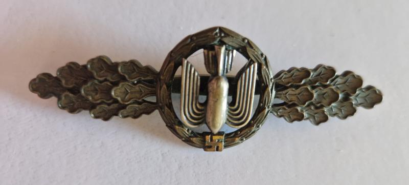 Early Bronze Bomber Bar