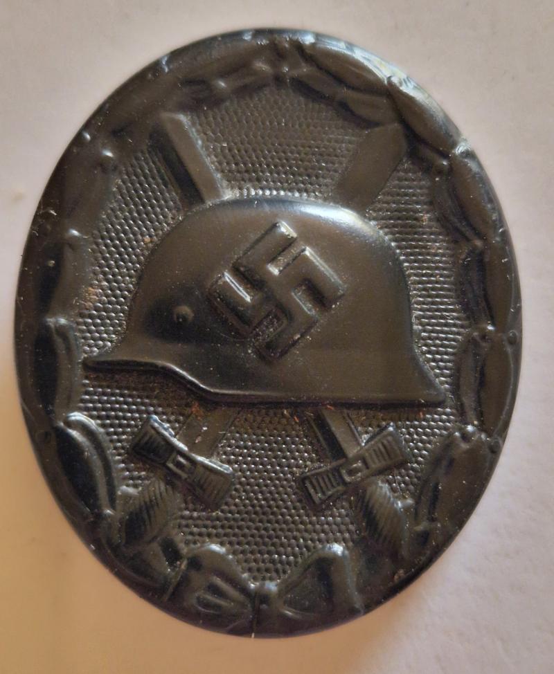 Black Wound Badge