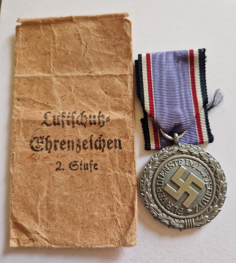 Luftschutz Medal 2nd Class with Issue Pack