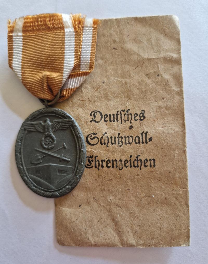 West Wall Medal with Issue Pack.