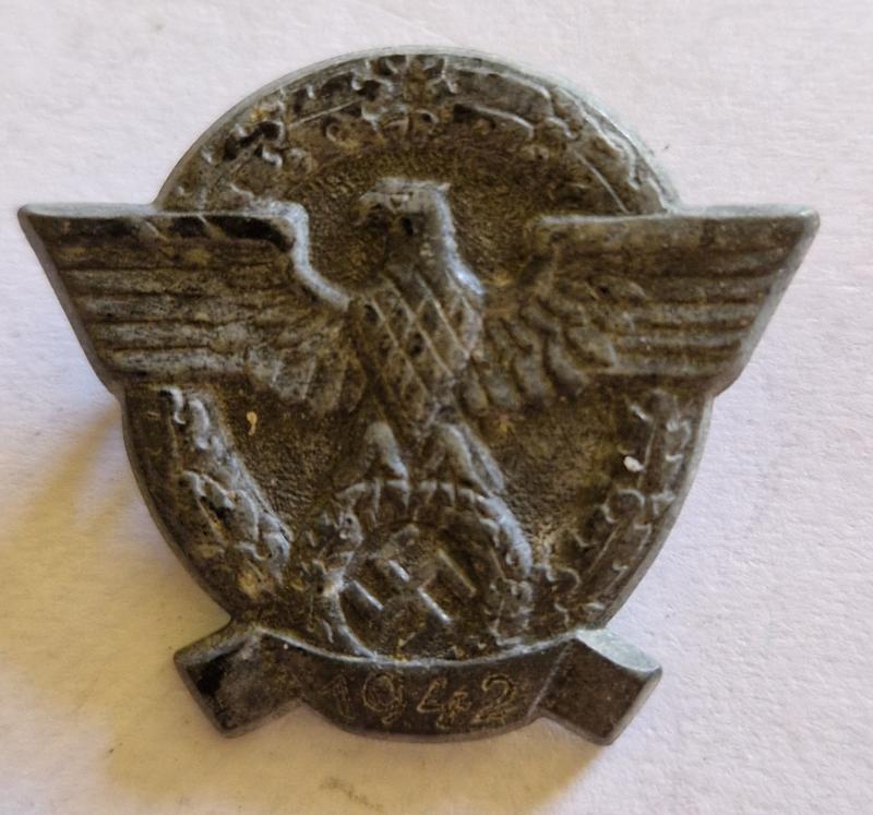 Small Police Badge 1942