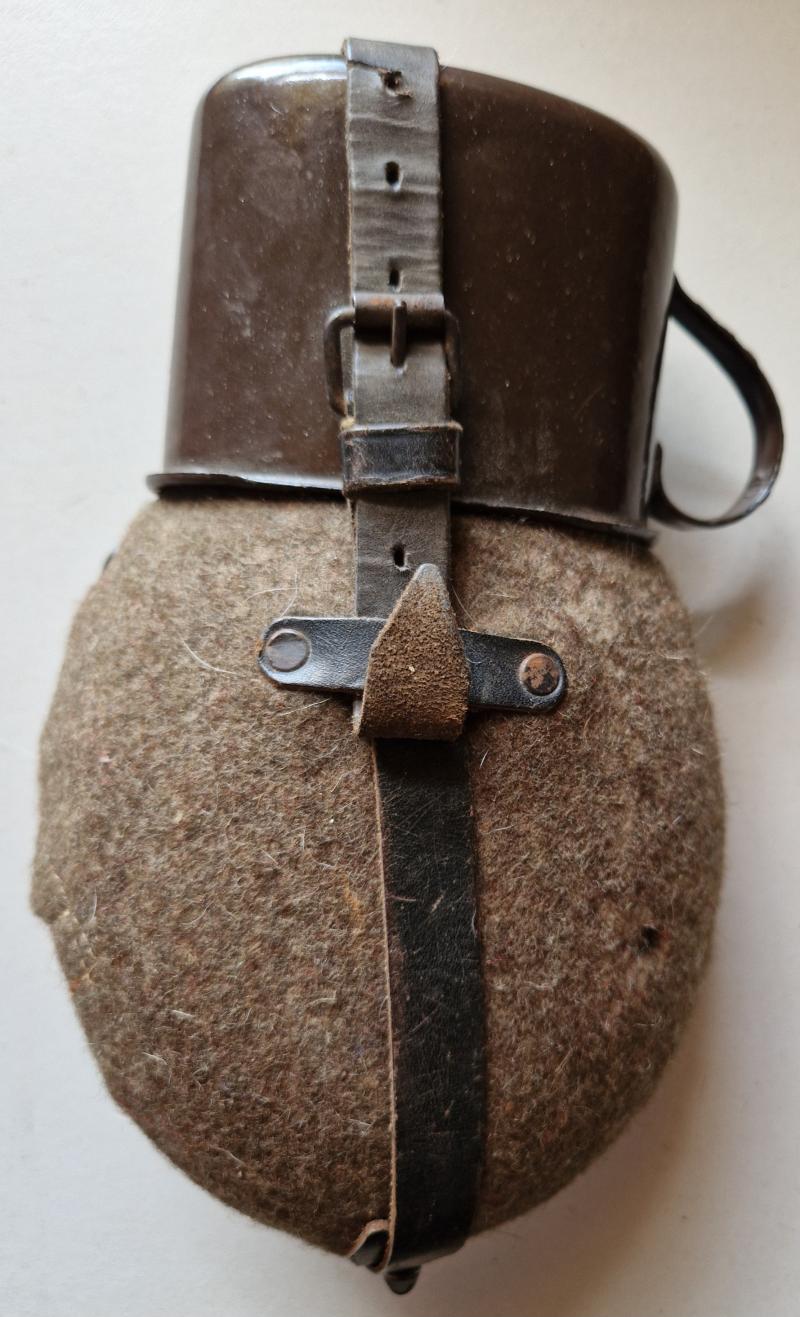 Late War Waterbottle With Rare Cup