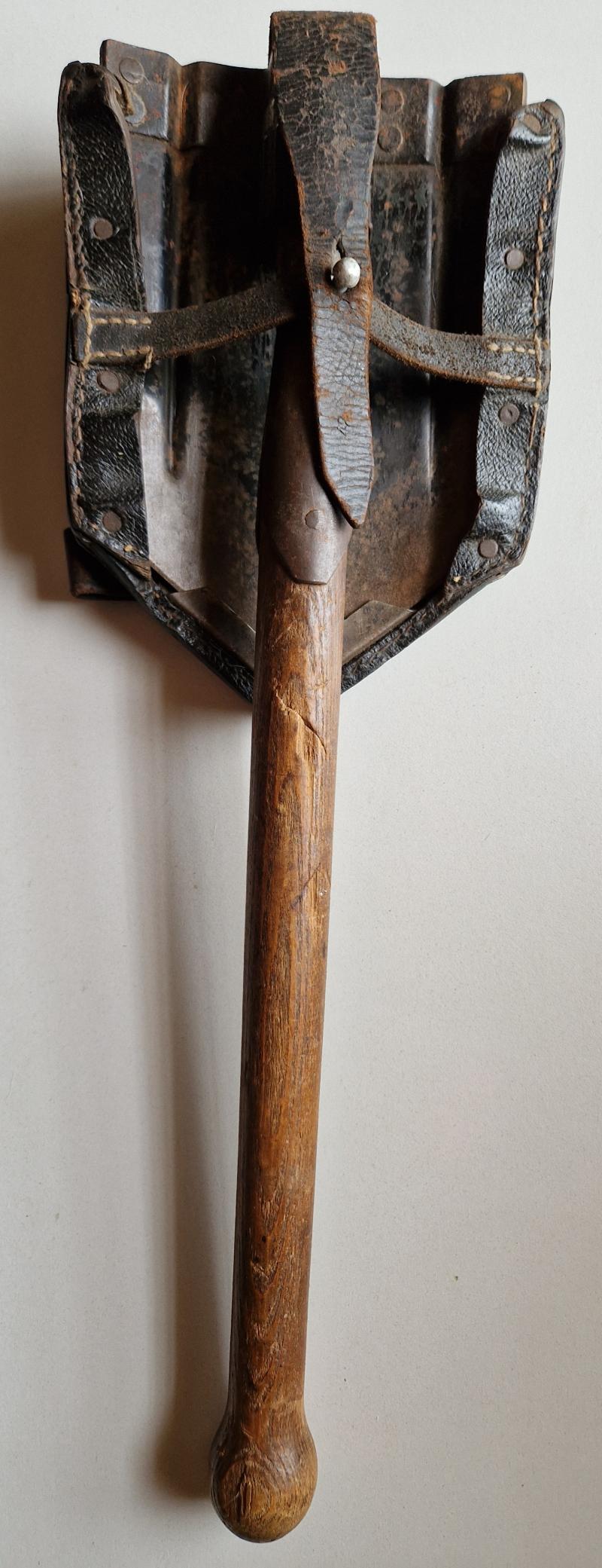 German ww2 Folding E-tool