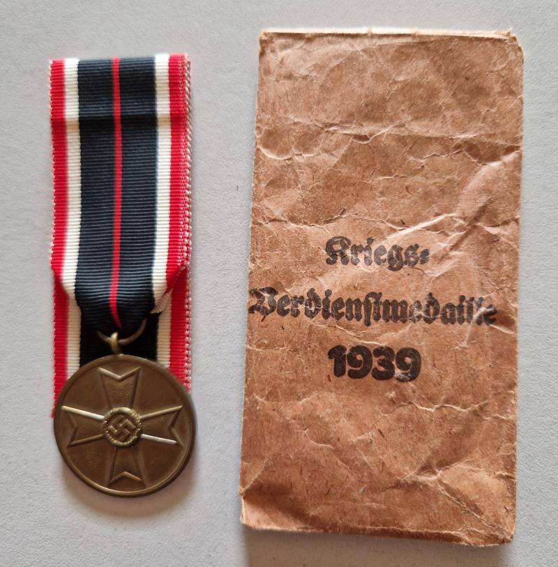 War Merit Medal with Pack