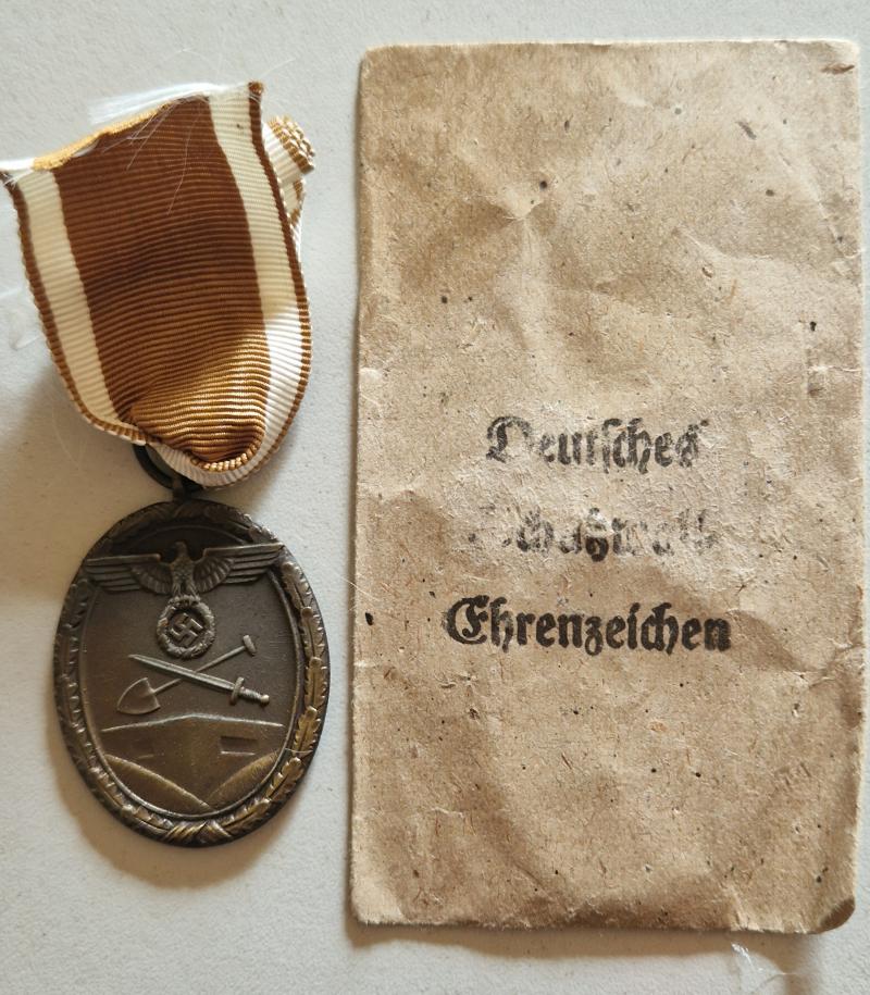 West Wall Medal with Issue Pack.