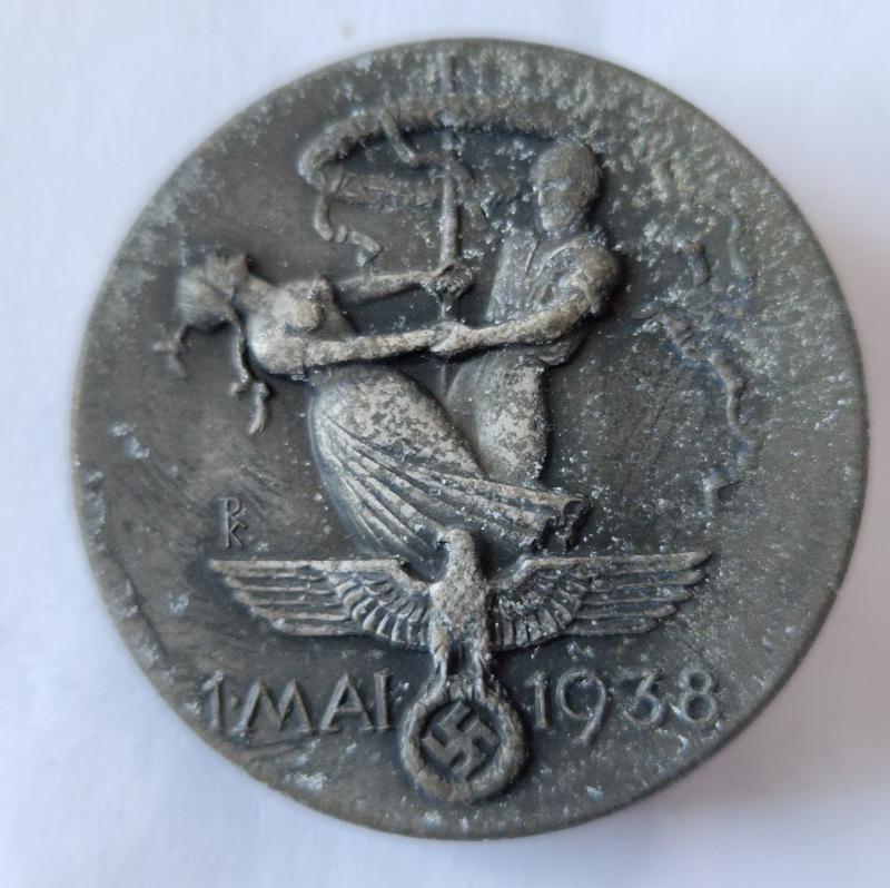 Day Badge